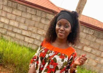 KOFFI NDJOCKY ESTHER : l’équilibre parfait entre éducation et entrepreneuriat