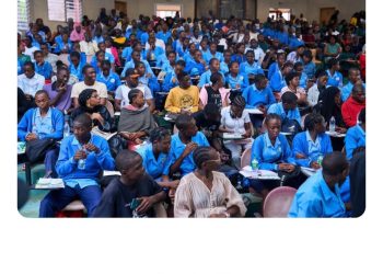 Vestimentaire : comment le prêt de vêtements change la donne chez les jeunes