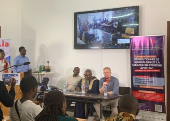 Intelligence artificielle et journalisme : des hommes de média à l’école de l’IA