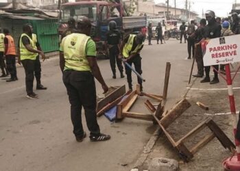 After yaounde: douala city mayor launches war on roadside vendors