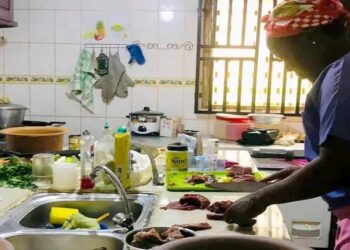 Femme de ménage : le prix de la confiance brisée