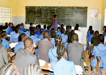 Grève des enseignants : le COREC maintient la pression