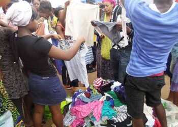 Friperies et étudiants : pas au goût de tous