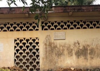 Hygiène et salubrité : les toilettes des campus aux oubliettes