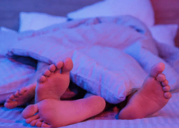 Copains de lit : quand amitié et intimité s’emmêlent