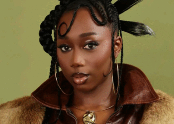 Sabrina : la voix qui caresse l’amour 