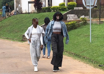 Université de Yaoundé I : l’école du ventre dehors