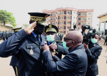 Force de sécurité : remise des attributs à la nouvelle promotion