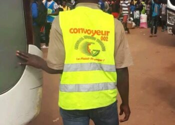 Convoyeurs : ces hommes de l’ombre qui veillent sur les passagers 