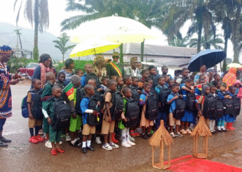 Kits scolaires : l’effort et le mérite récompensés