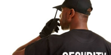 Agents de sécurité : un métier refuge face à la précarité