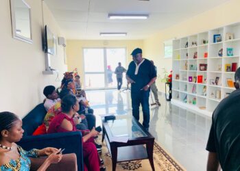 Atelier d’actorat aux écrans noirs : Maka Kotto, dans la peau du formateur