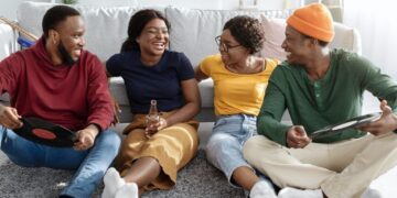 Colocations entre amis : ces familles qu’on choisit